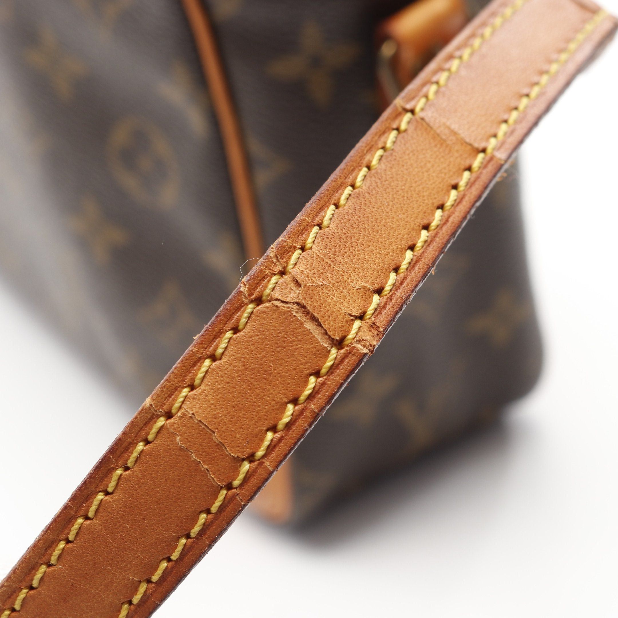 Louis Vuitton Louis Vuitton Trocadero 27 Monogram Shoulder Bag Leather Brown Size ONE SIZE - 6 Thumbnail