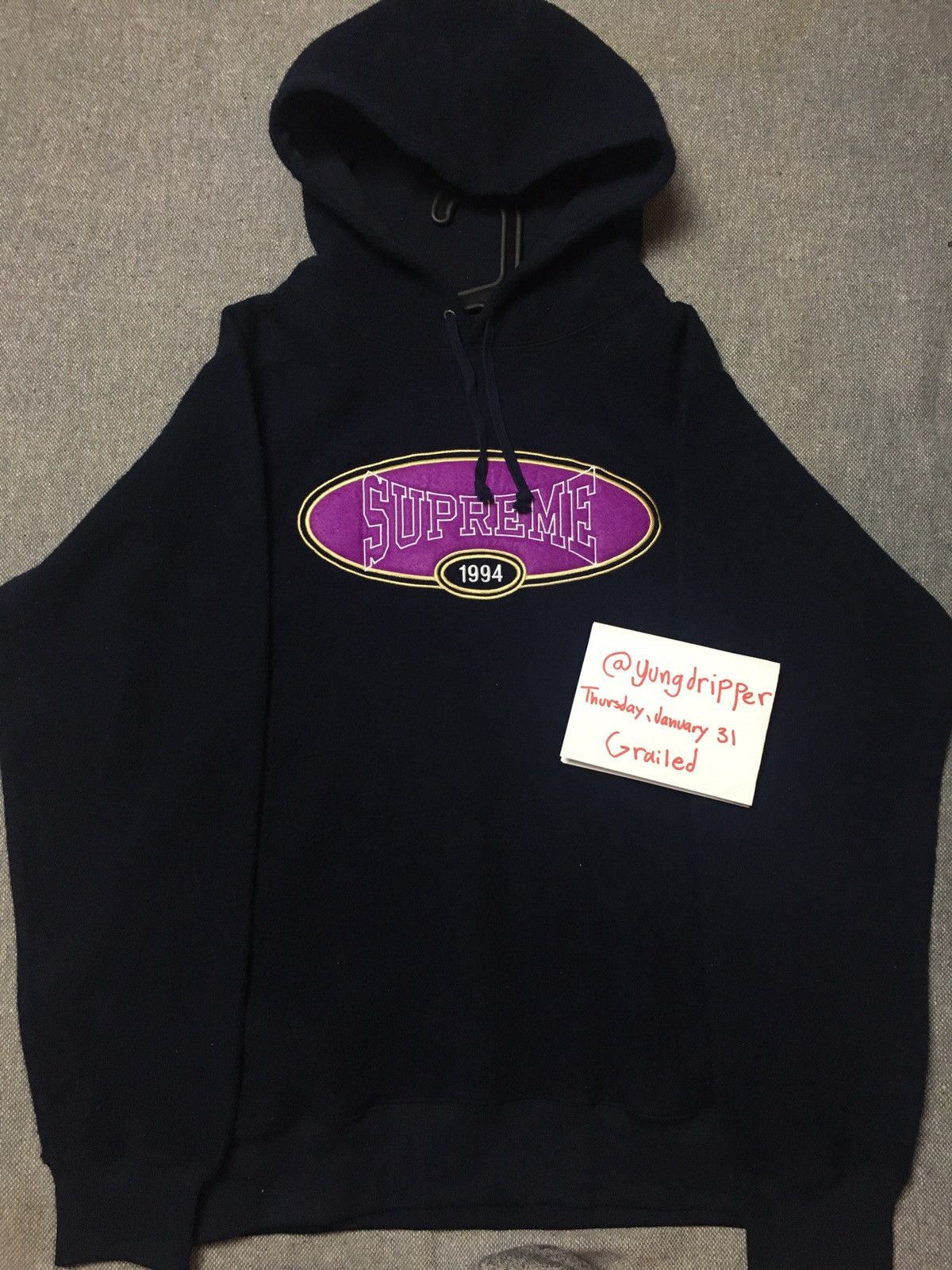 Supreme shop hoodie 1994