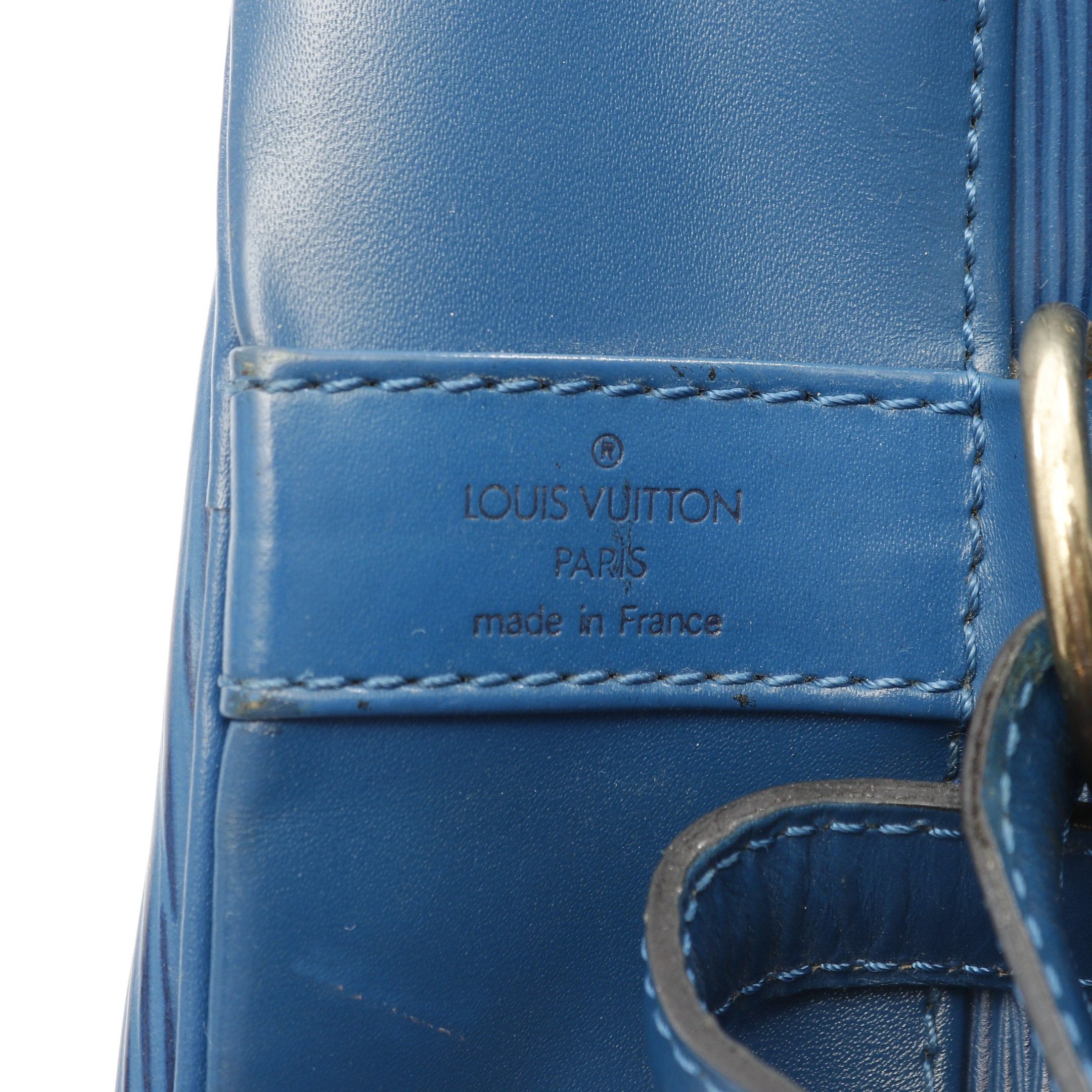 Louis Vuitton Louis Vuitton Randonnee Pm Epi Toledo Blue Shoulder Bag Leather Size ONE SIZE - 4 Thumbnail