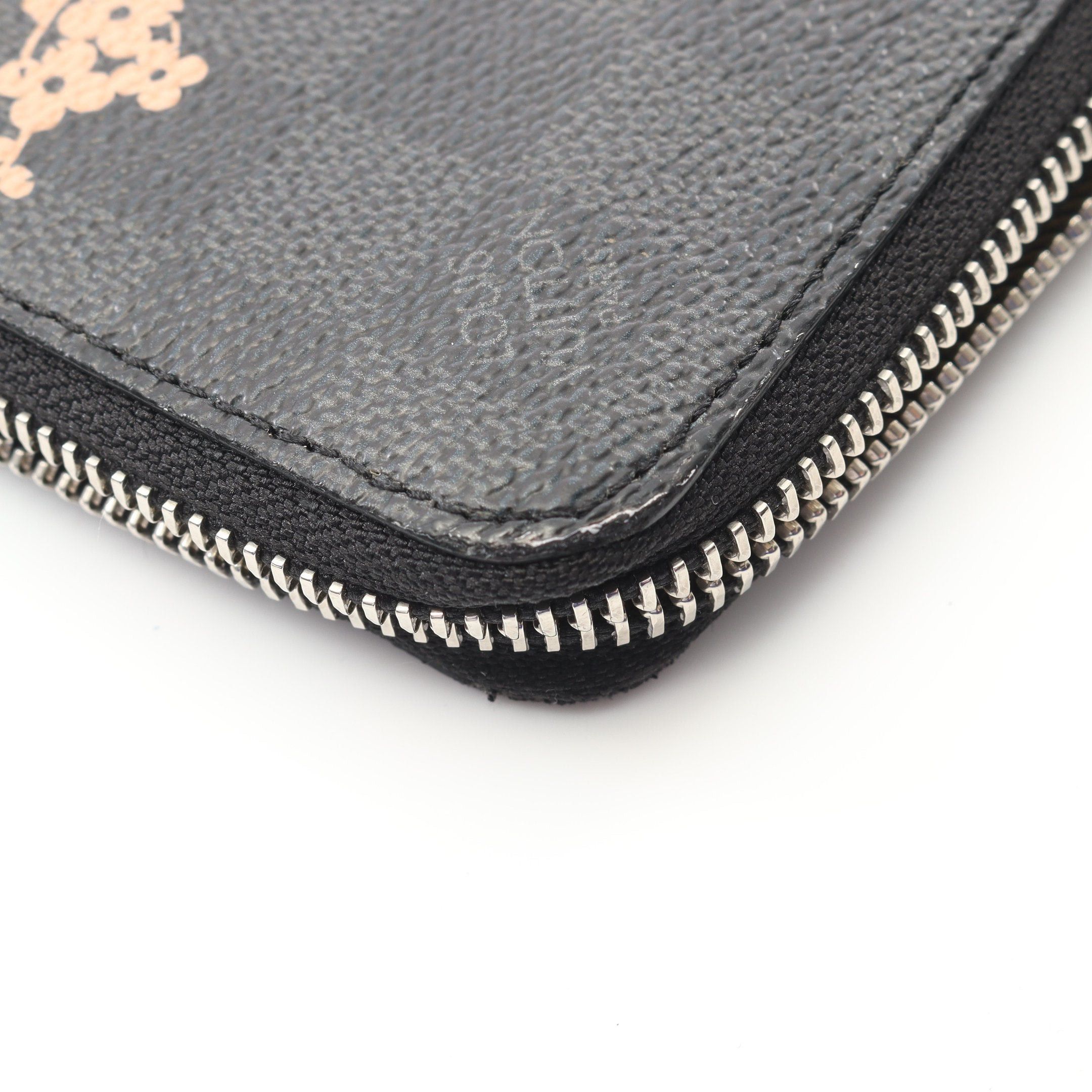 Louis Vuitton Louis Vuitton Zippy Wallet Vertical Damier Graphite Round Zipper Long Animal Print Black Multicolor Size ONE SIZE - 10 Thumbnail