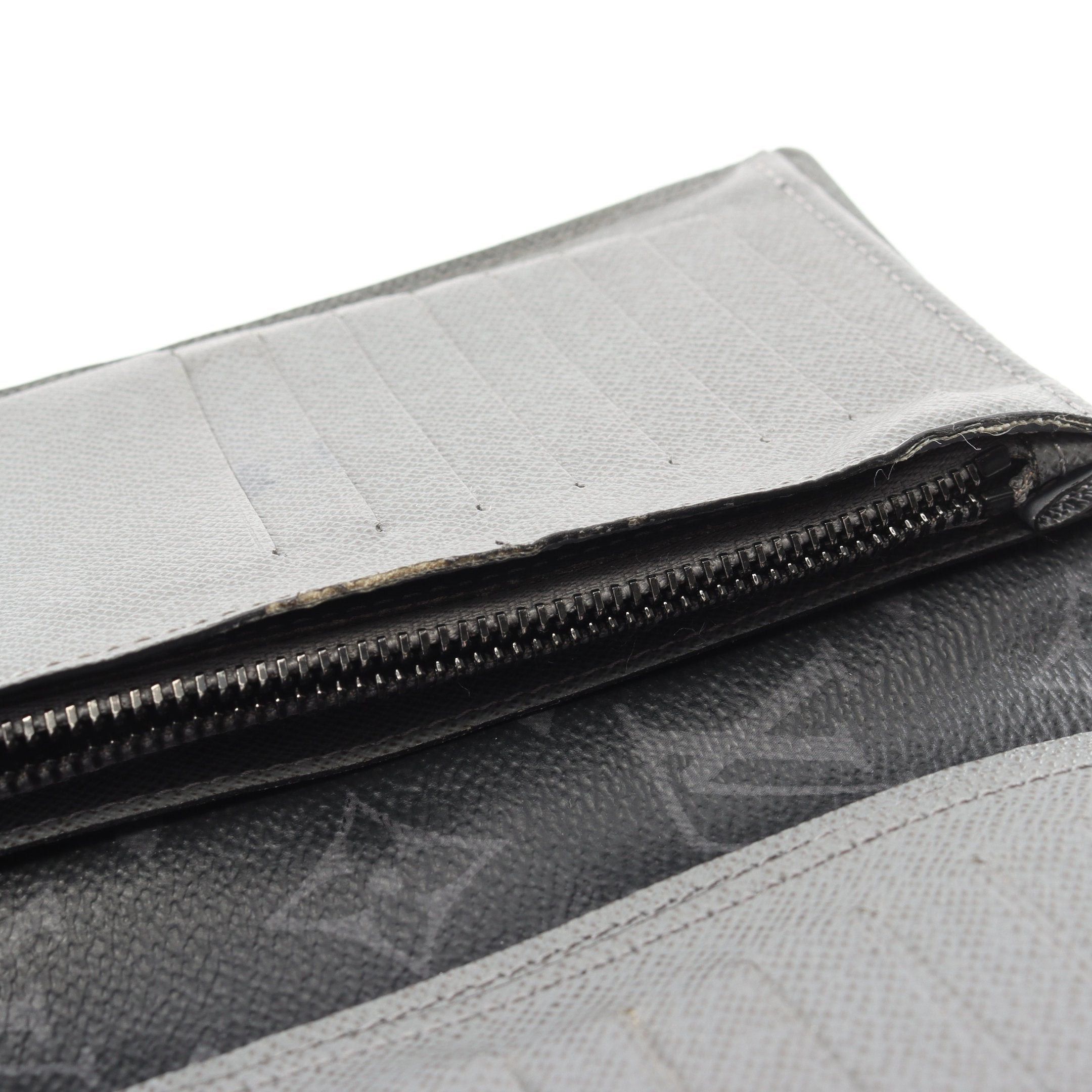 Louis Vuitton Louis Vuitton Portefeuil Brother Epi Monogram Eclipse Bi-Fold Long Wallet Leather Green Gray Size ONE SIZE - 8 Thumbnail