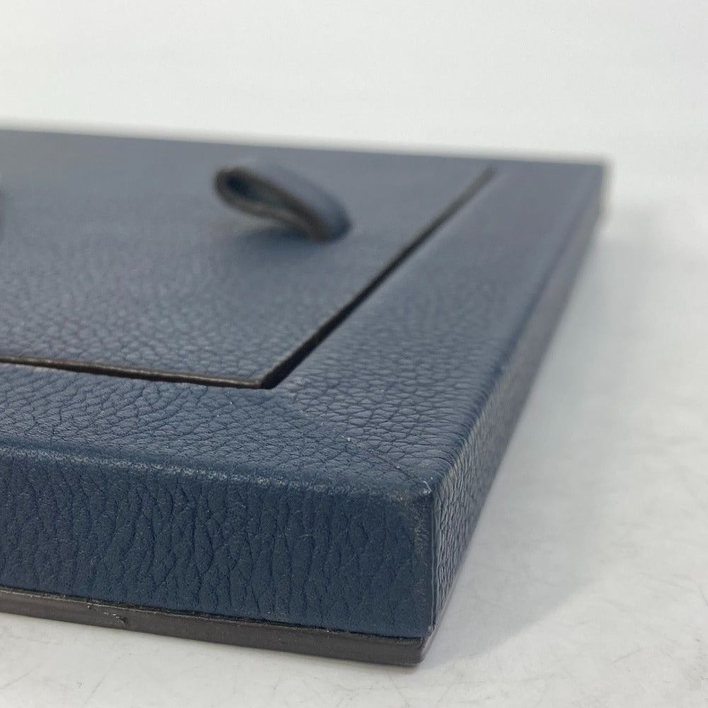 Louis Vuitton Louis Vuitton R98155 Lv Logo Cardinal (Catholic Prelate, Number Characteristic, Etc.) Photoanri Mm Framed Pictures Photo Stand Picture Frame (With Stand) Leather Unisex Navy Size ONE SIZE - 4 Thumbnail