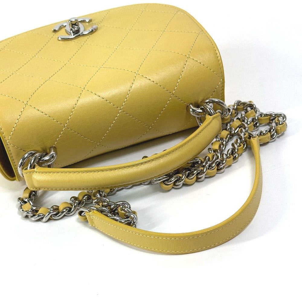 Chanel Cc Coma Mark Stitches Matelasse Chain Double Handbag Diagonal Hanging (E.G. Of A Rocket) Shoulder Bag Calfskin Women Yellowish