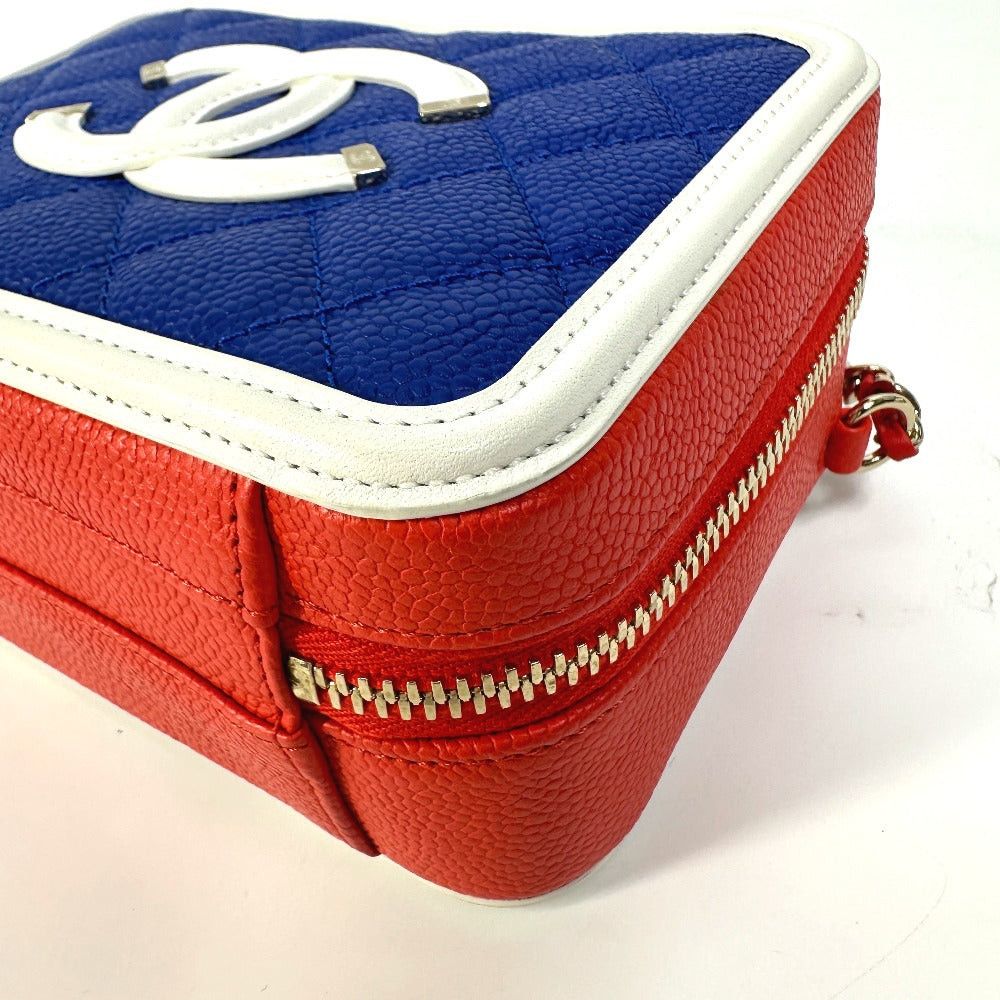 Chanel Chanel A93342 Coma Mark Cc Filigree Vanity Bag Tricolor Shoulder Caviar Skin Women Red Size ONE SIZE - 4 Thumbnail
