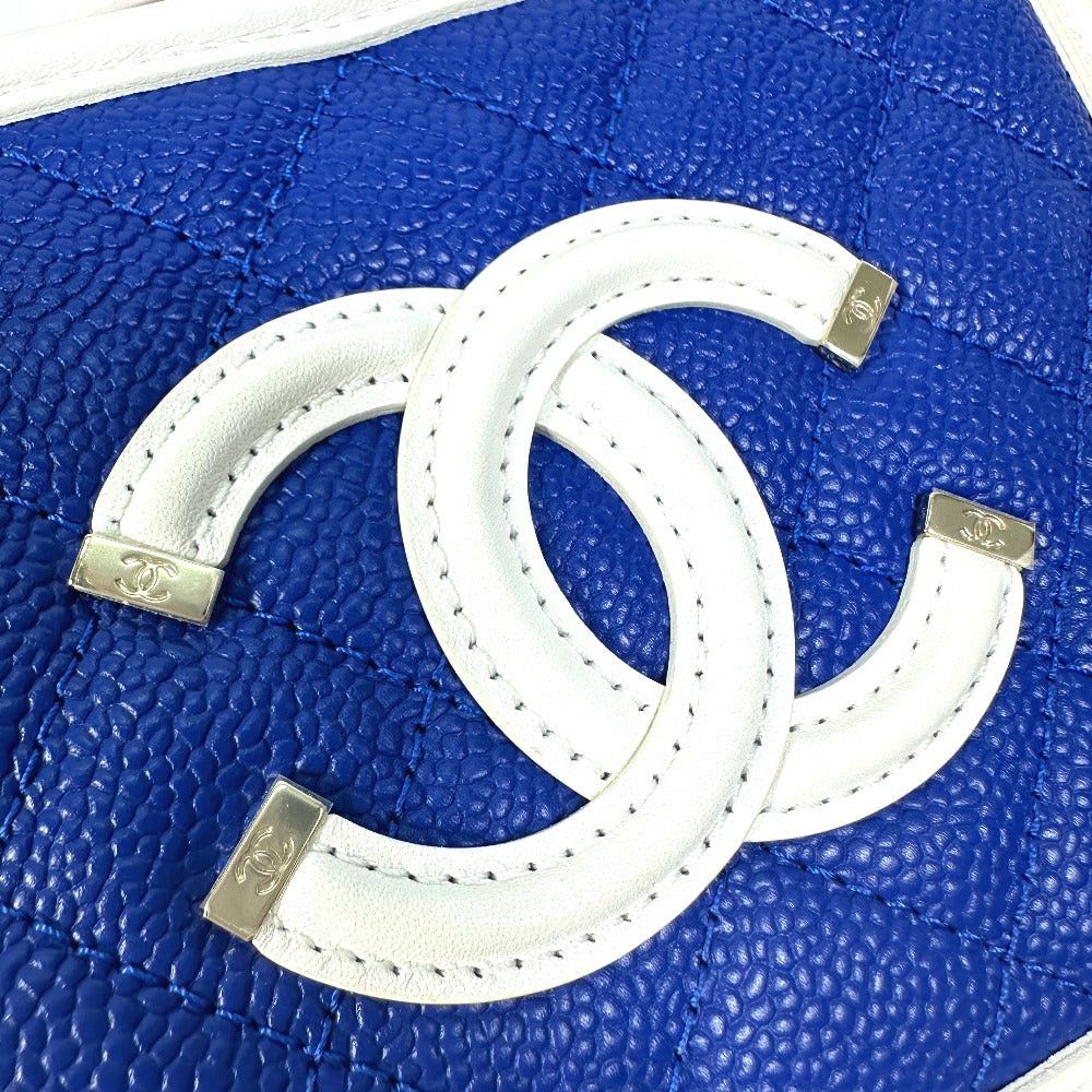 Chanel Chanel A93342 Coma Mark Cc Filigree Vanity Bag Tricolor Shoulder Caviar Skin Women Red Size ONE SIZE - 6 Thumbnail