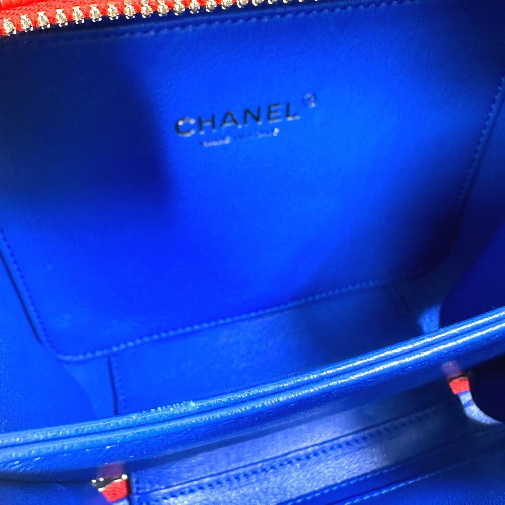 Chanel Chanel A93342 Coma Mark Cc Filigree Vanity Bag Tricolor Shoulder Caviar Skin Women Red Size ONE SIZE - 11 Thumbnail
