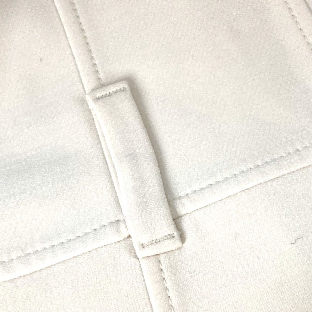 Louis Vuitton Louis Vuitton Badge Embroidery Sleeveless Front Zip Apparel (Clothing) Rw192 One Piece Polyester Women Beige Size L / US 10 / IT 46 - 14 Thumbnail