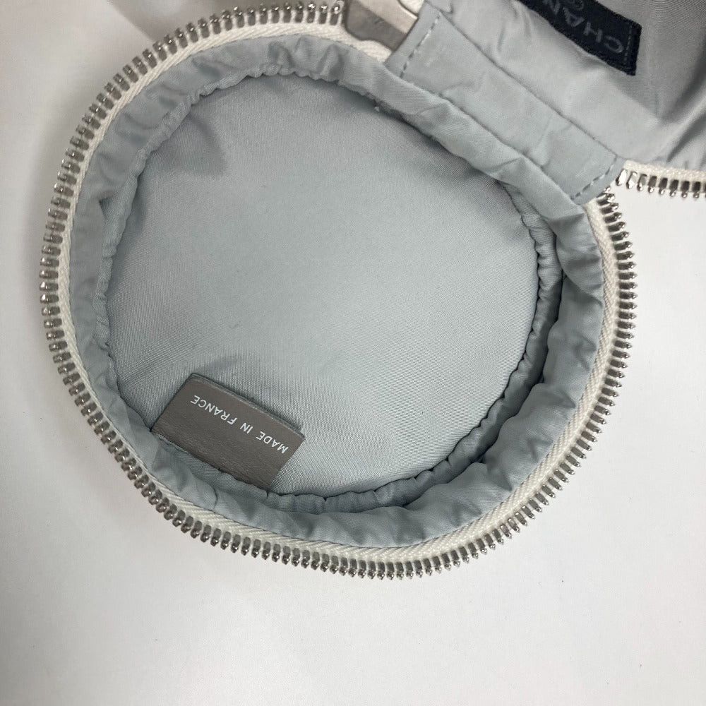 Chanel Chanel Sports Pet Bottle (Clear Plastic Beverage Bottle) Receptacle Cc Coma Mark Holder Diagonal Hanging (E.G. Of A Rocket) Shoulder Bag Nylon Women White Size ONE SIZE - 11 Thumbnail