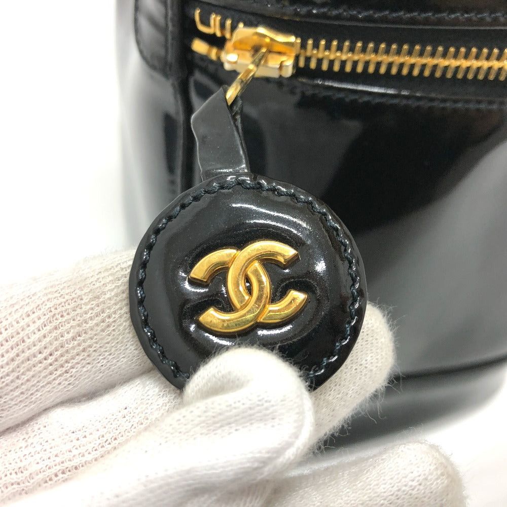 Chanel Chanel A01998 Cc Coco Mark Cosmetic Pouch Vertical Vanity Bag Handbag Enamel Women Black Size ONE SIZE - 7 Thumbnail