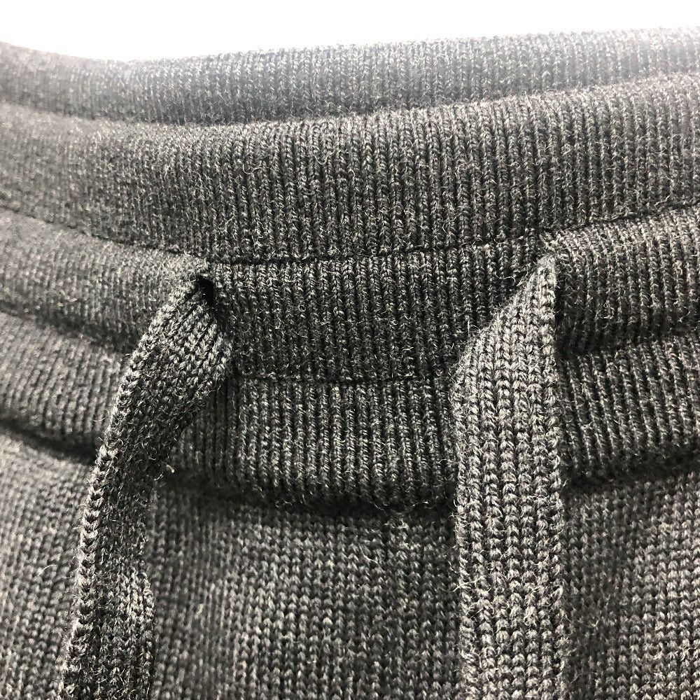 Louis Vuitton Louis Vuitton Rm231M Pants Bottoms Logo Badge Knit Sweatshirt Apparel (Clothing) Wool Men Black Size US S / EU 44-46 / 1 - 4 Thumbnail