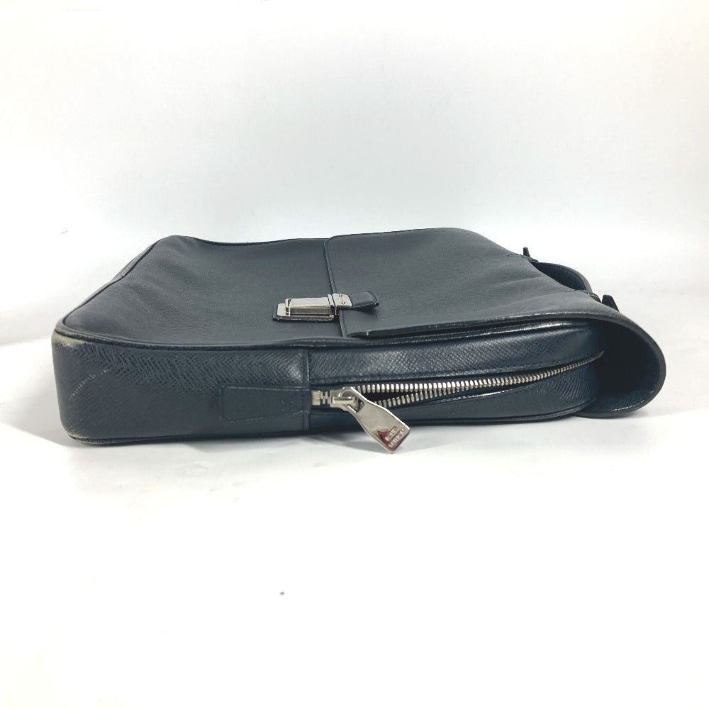 Louis Vuitton Louis Vuitton M32640 Taiga Vasili Pm Attaché Case Porte-Documents Briefcase Business Bag Leather Men Boreal Dark Navy Size ONE SIZE - 4 Thumbnail