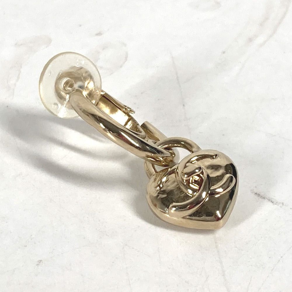 Chanel Chanel 22B Cc Coma Mark Heart Accessories Earring Metal Women Gold Size ONE SIZE - 6 Thumbnail