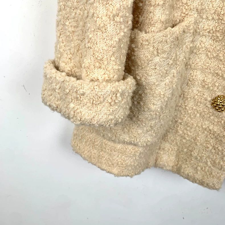 Gucci Beige Wool Buttoned Coat by Gucci Size US XS / EU 42 / 0 - 4 Thumbnail
