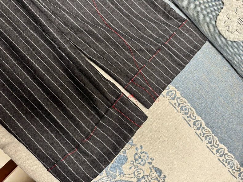 Gucci Gucci Casual Pants with Stripes and Tags Size US 34 / EU 50 - 8 Thumbnail