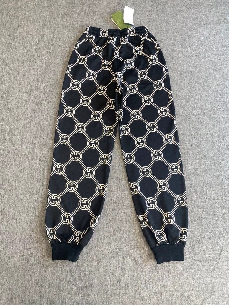 Gucci Gucci FW21 Logo Knit Jogger Pants Size US 26 / EU 42 - 2 Thumbnail