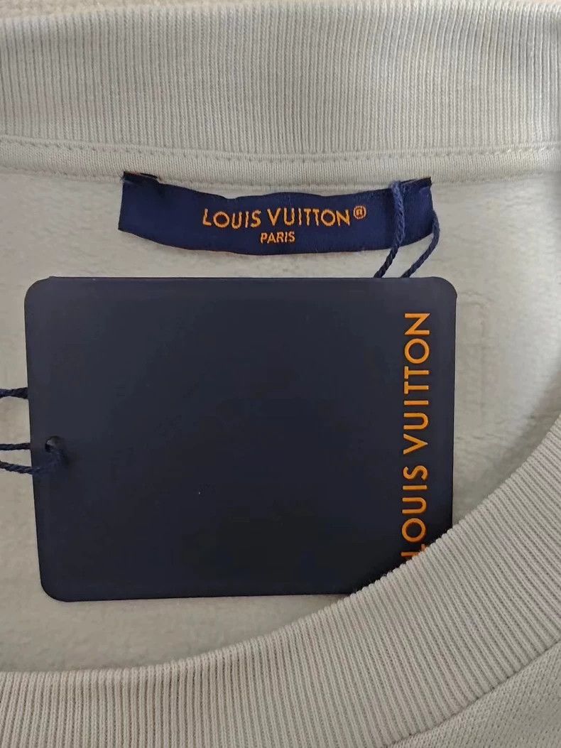 Louis Vuitton Louis Vuitton Logo Embroidered Sweatshirt Size US XXL / EU 58 / 5 - 4 Thumbnail