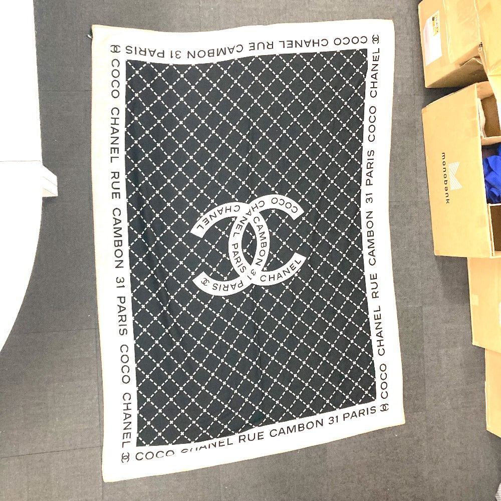 Chanel Chanel Large Size Logo With Pouch Interior Lap Blanket Wool Women Black Size ONE SIZE - 2 Thumbnail
