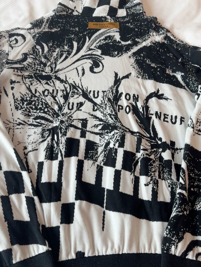 Louis Vuitton Louis Vuitton Artist Graffiti Hoodie Size US XL / EU 56 / 4 - 6 Thumbnail