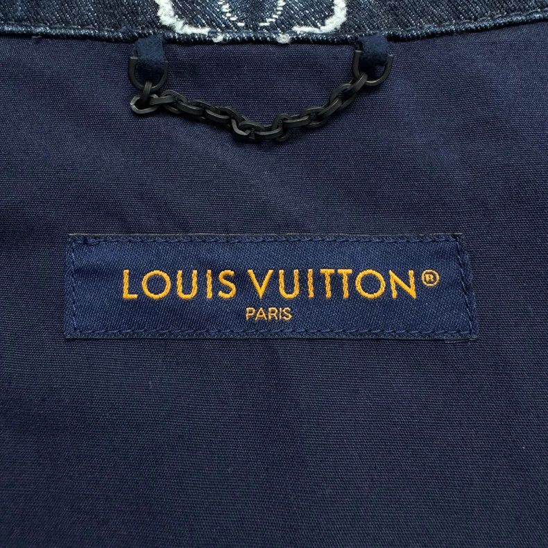 Louis Vuitton Louis Vuitton Denim Shirt with Pattern-yf Size US S / EU 44-46 / 1 - 5 Thumbnail