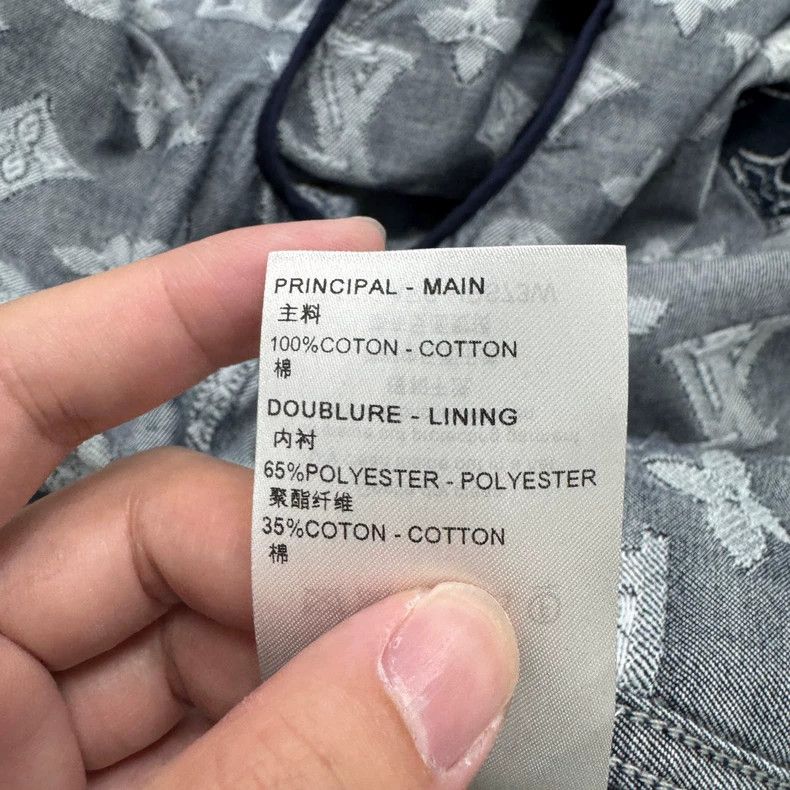 Louis Vuitton Louis Vuitton Denim Shirt with Pattern-yf Size US S / EU 44-46 / 1 - 3 Thumbnail