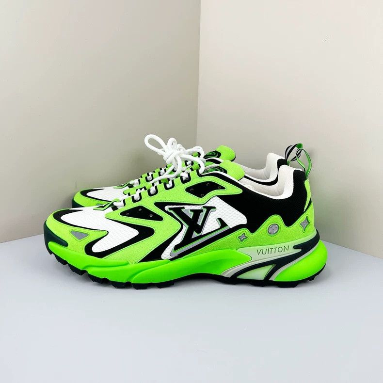 Louis Vuitton Louis Vuitton Tatic Runner Casual Sneakers-yf Size US 10.5 / EU 43-44 - 2 Thumbnail