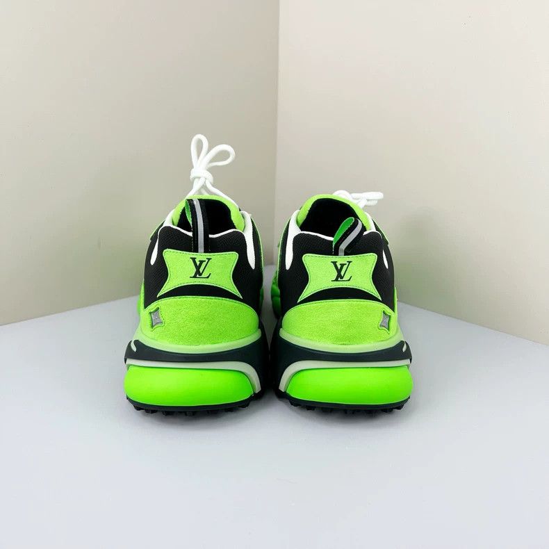 Louis Vuitton Louis Vuitton Tatic Runner Casual Sneakers-yf Size US 10.5 / EU 43-44 - 3 Thumbnail