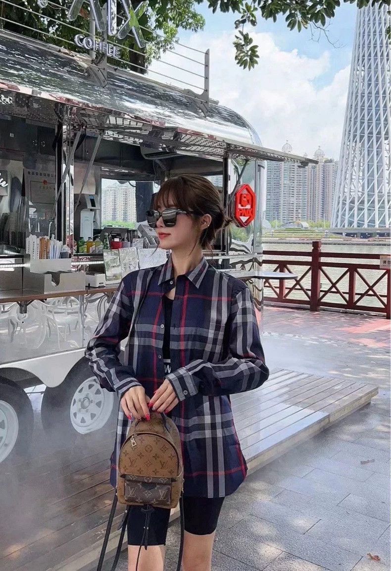 Burberry Burberry Blue Plaid Long Sleeve Shirt Jacket-yf Size US M / EU 48-50 / 2 - 6 Thumbnail