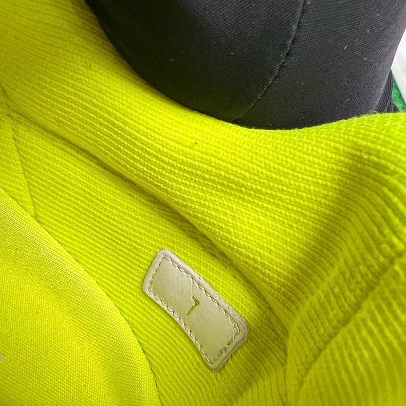 Louis Vuitton Louis Vuitton Neon Green Casual Shoes-yf Size US 7 / EU 40 - 7 Thumbnail