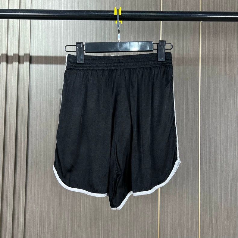 Celine Celine Black Silk Shorts Size 34-yf Size US 34 / EU 50 - 2 Thumbnail