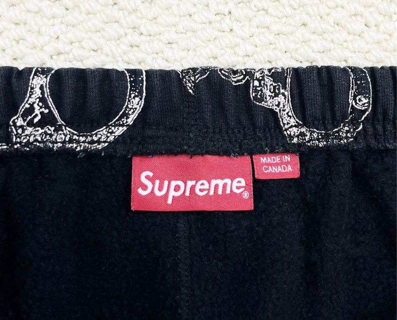Bape Supreme Graffiti Handcuff Print Pants-yf Size US 42 / EU 58 - 3 Thumbnail