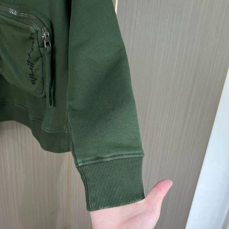 Louis Vuitton Louis Vuitton Hooded Sweatshirt with Pocket-yf Size US S / EU 44-46 / 1 - 4 Thumbnail