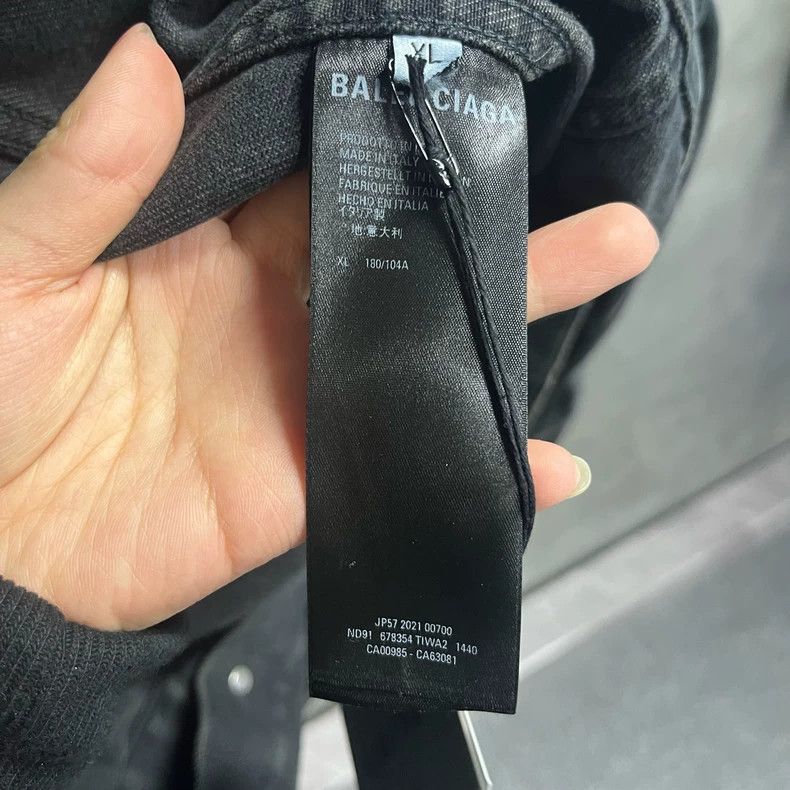 Balenciaga Black Graffiti Denim Jacket by Balenciaga Size US M / EU 48-50 / 2 - 4 Thumbnail