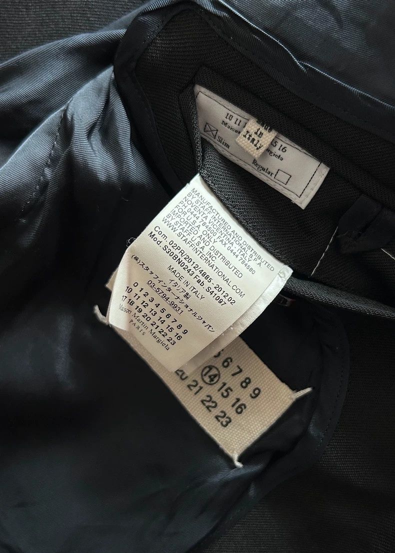 Maison Margiela Black Silk Blazer by Maison Margiela Size US M / EU 48-50 / 2 - 6 Thumbnail
