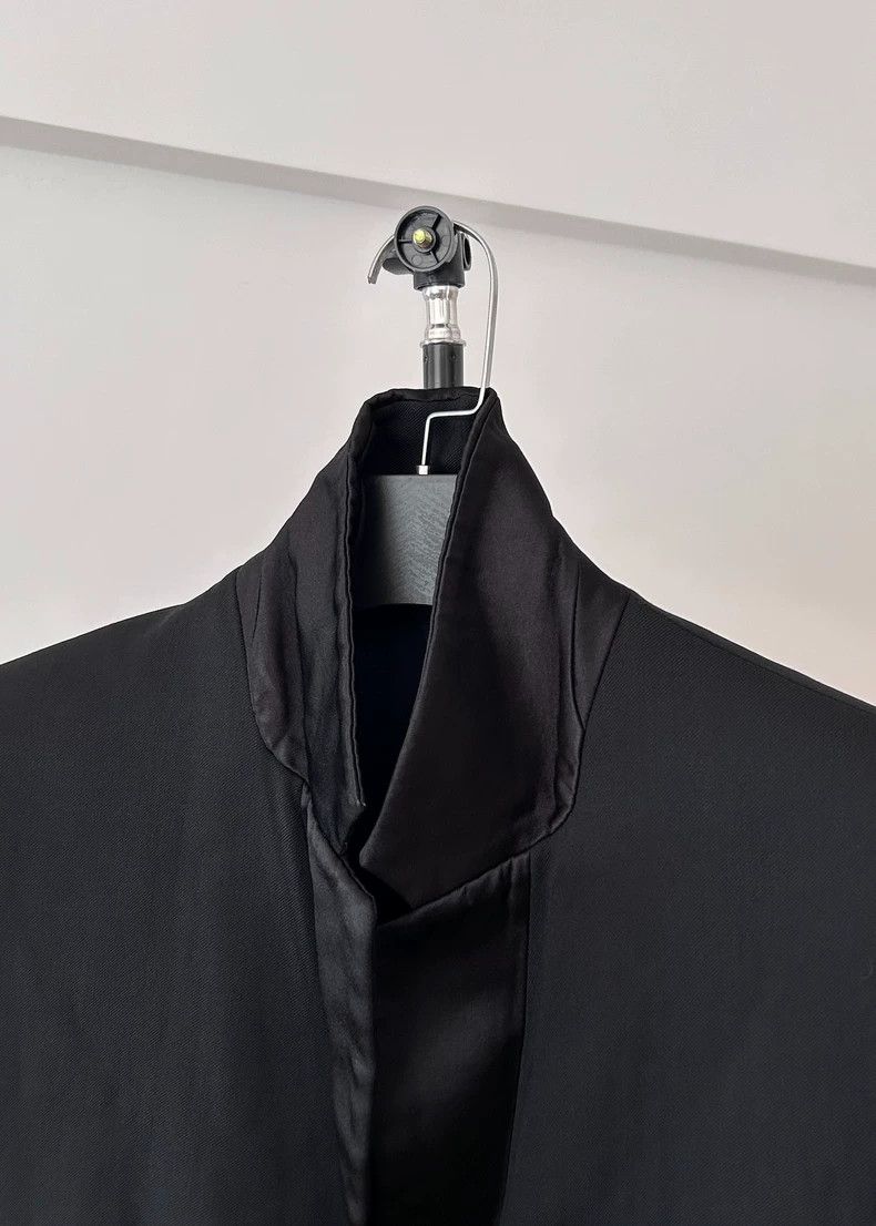 Maison Margiela Black Silk Blazer by Maison Margiela Size US M / EU 48-50 / 2 - 4 Thumbnail