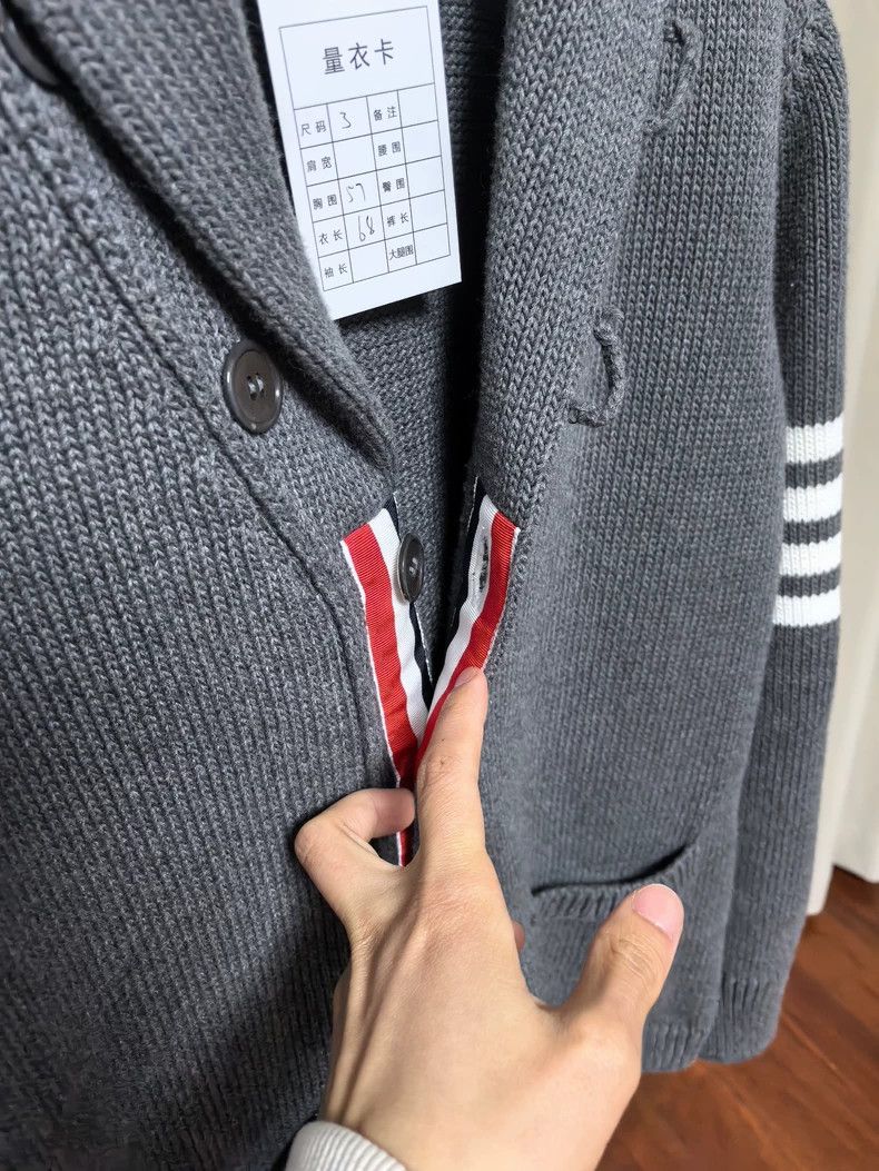 Thom Browne Thom Browne Heavy Knit Cardigan for Men-dmc Size US M / EU 48-50 / 2 - 5 Thumbnail