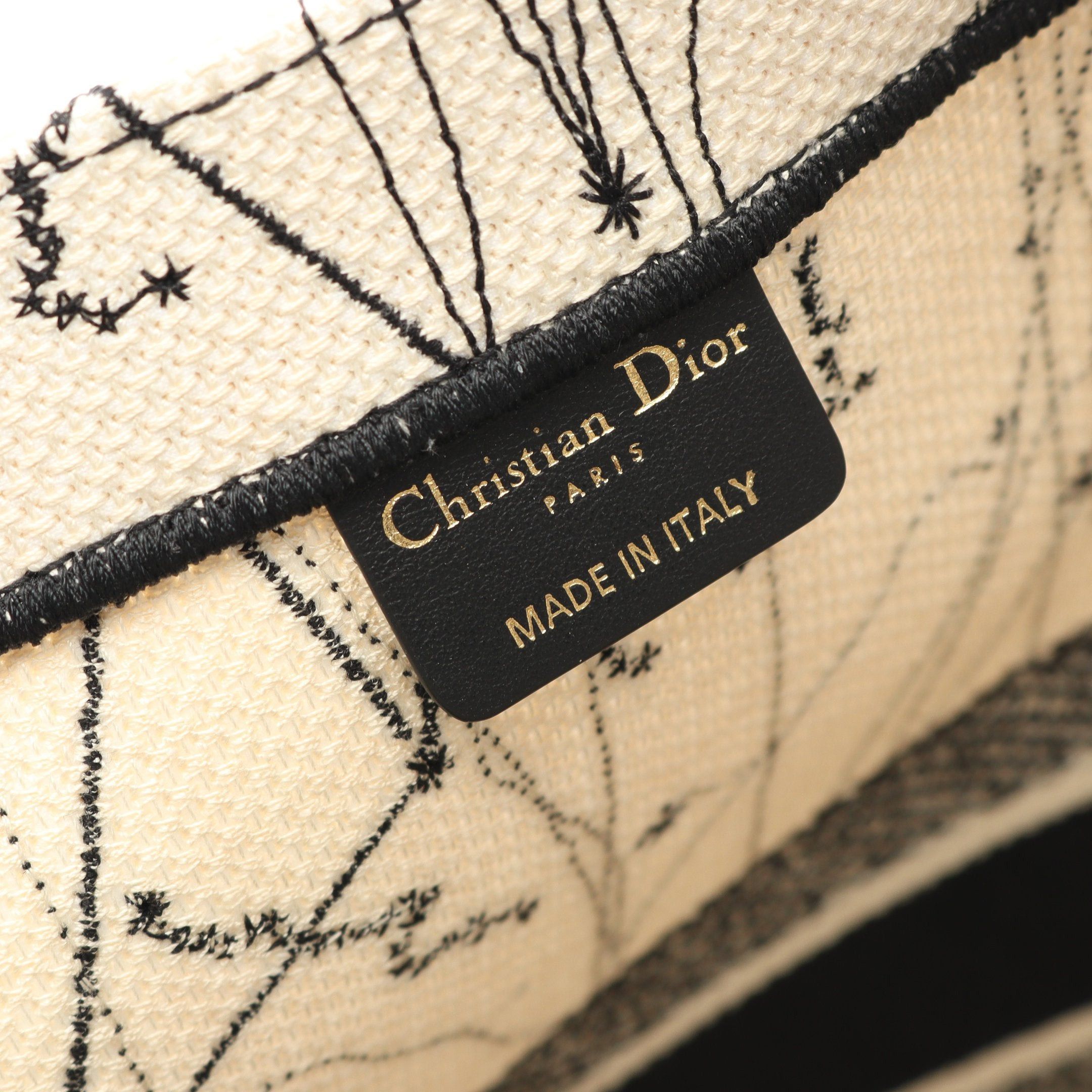 Dior Dior Book Tote Large Handbag Bag Canvas White Black Size ONE SIZE - 4 Thumbnail