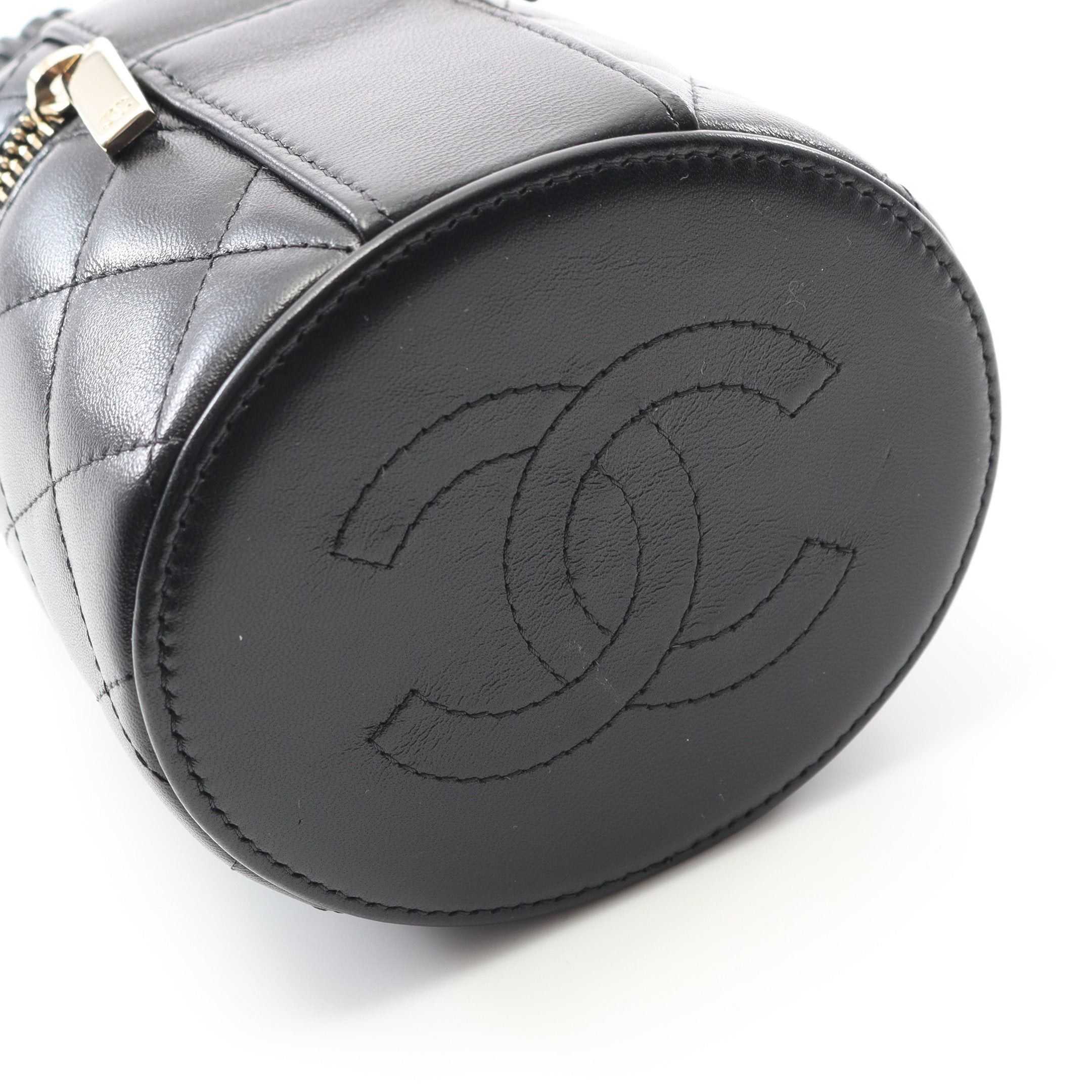 Chanel Chanel Matelasse Vanity Bag Lambskin Black Gold Hardware Size ONE SIZE - 6 Thumbnail