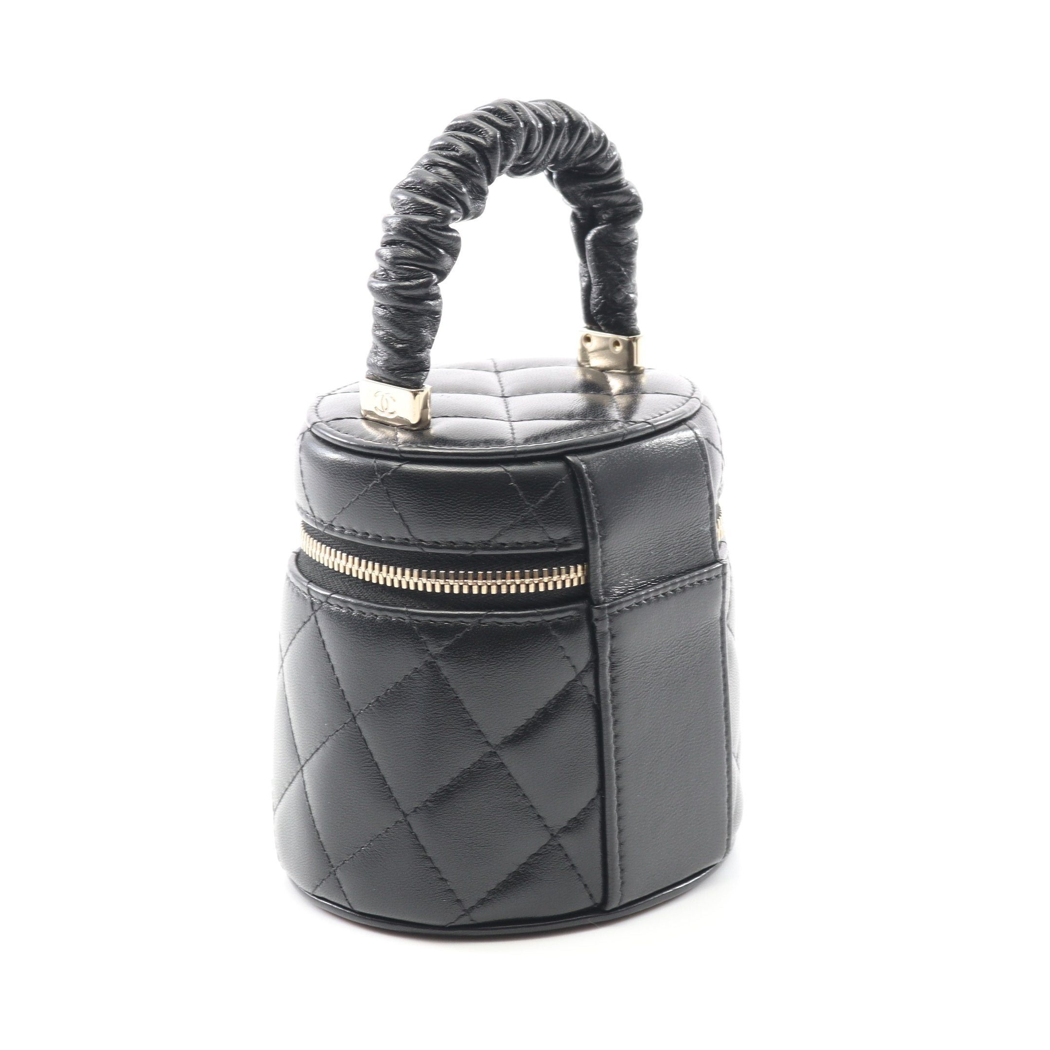 Chanel Chanel Matelasse Vanity Bag Lambskin Black Gold Hardware Size ONE SIZE - 2 Thumbnail