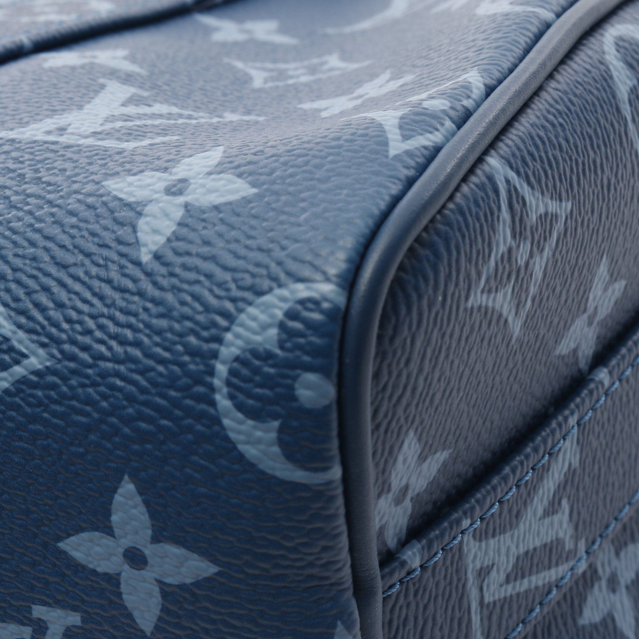Louis Vuitton Louis Vuitton Keepall 25 Monogram Atlantic Handbag Blue Size ONE SIZE - 7 Thumbnail