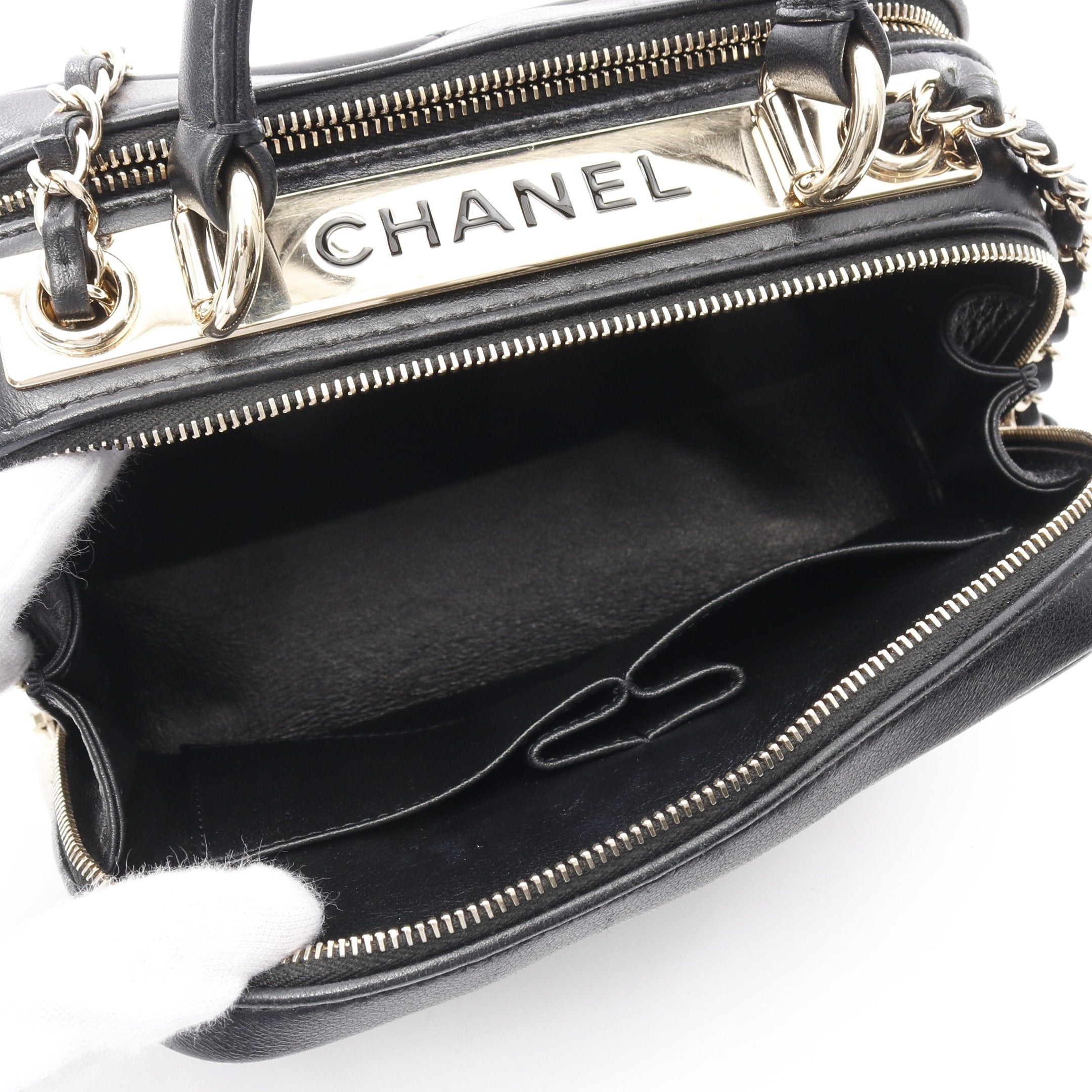 Chanel Chanel Matelasse Bowling Bag Chain Shoulder Lambskin Black Gold Hardware Size ONE SIZE - 3 Thumbnail