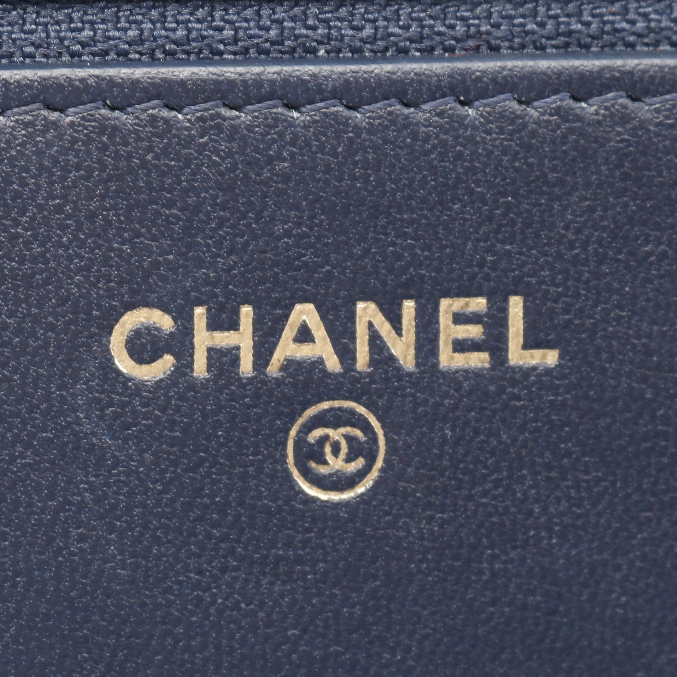 Chanel Chanel Coco Mark Shoulder Wallet Velor Leather Dark Blue Gold Hardware Size ONE SIZE - 4 Thumbnail