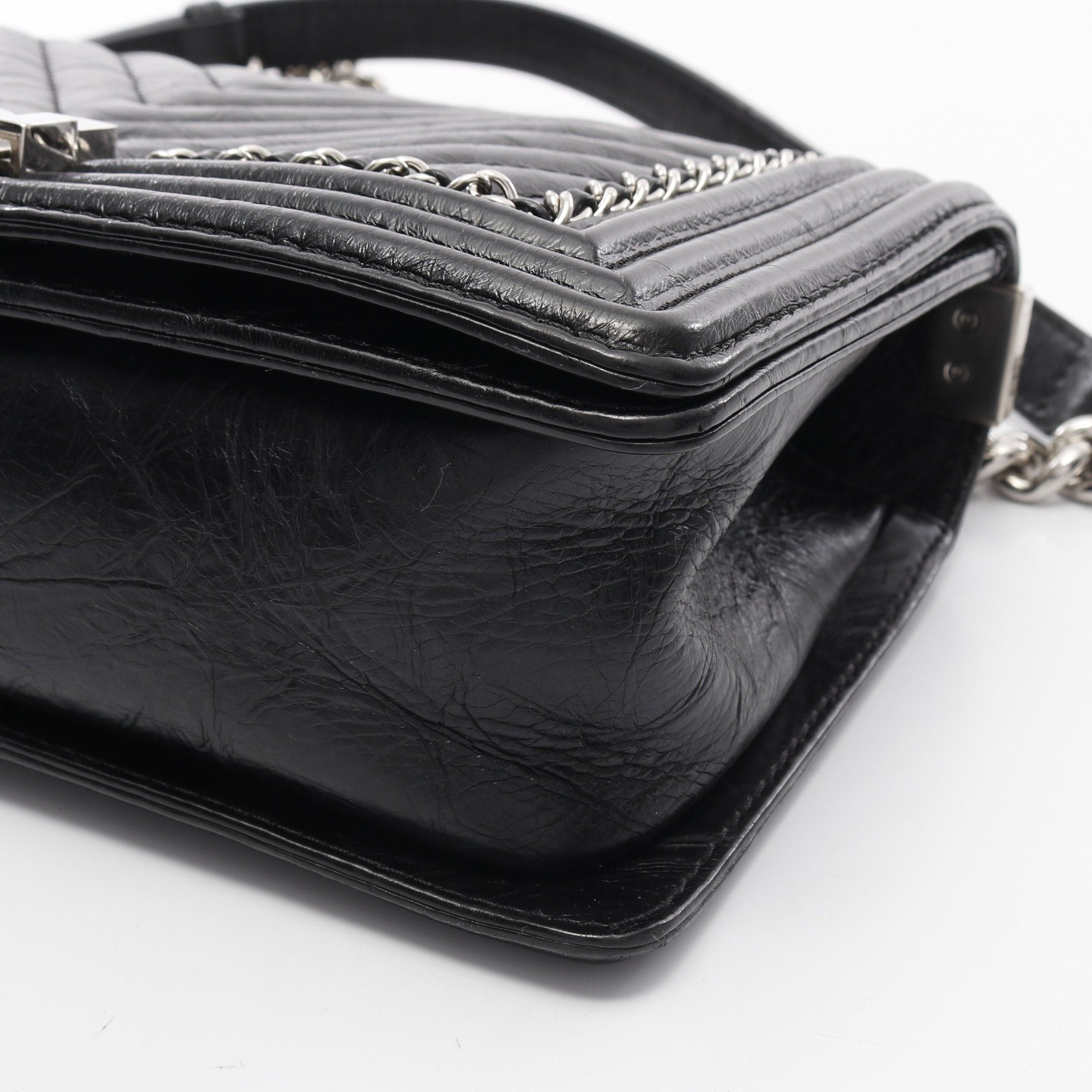 Chanel Chanel Boy Chanel Chevron V-Stitch Chain Shoulder Bag Leather Black Silver Hardware Size ONE SIZE - 6 Thumbnail