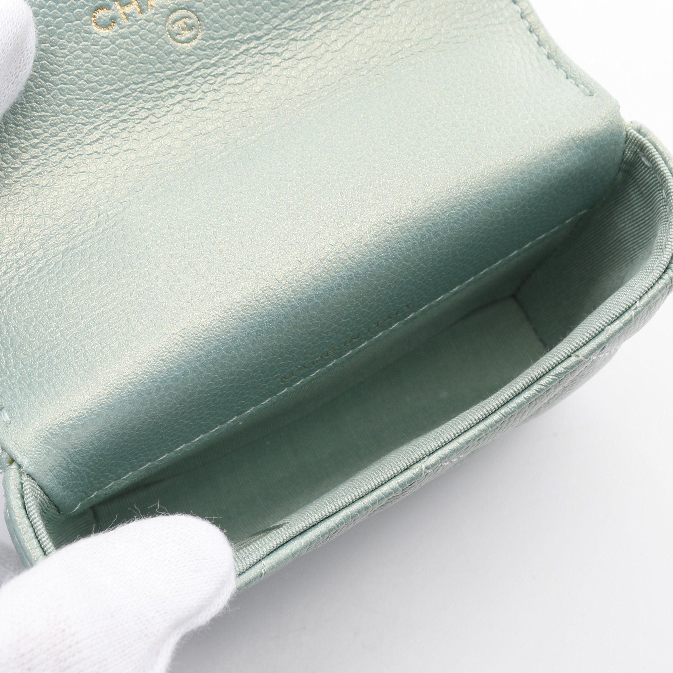 Chanel Chanel Matelasse Chain Flap Coin Purse Caviar Skin Light Green Gold Hardware Size ONE SIZE - 3 Thumbnail
