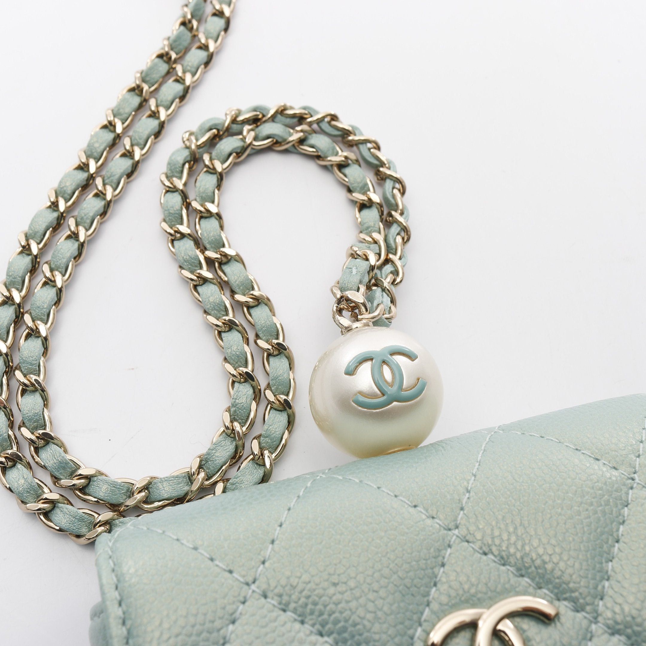 Chanel Chanel Matelasse Chain Flap Coin Purse Caviar Skin Light Green Gold Hardware Size ONE SIZE - 7 Thumbnail