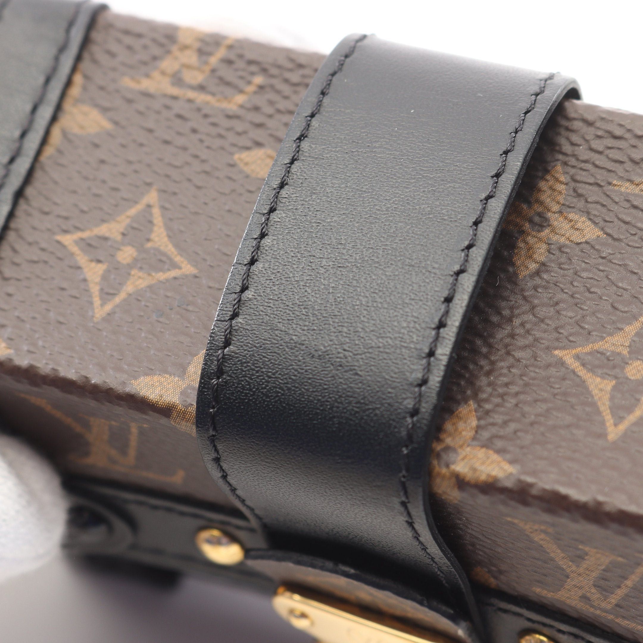 Louis Vuitton Louis Vuitton Essential Trunk Monogram Chain Shoulder Bag Brown Size ONE SIZE - 6 Thumbnail