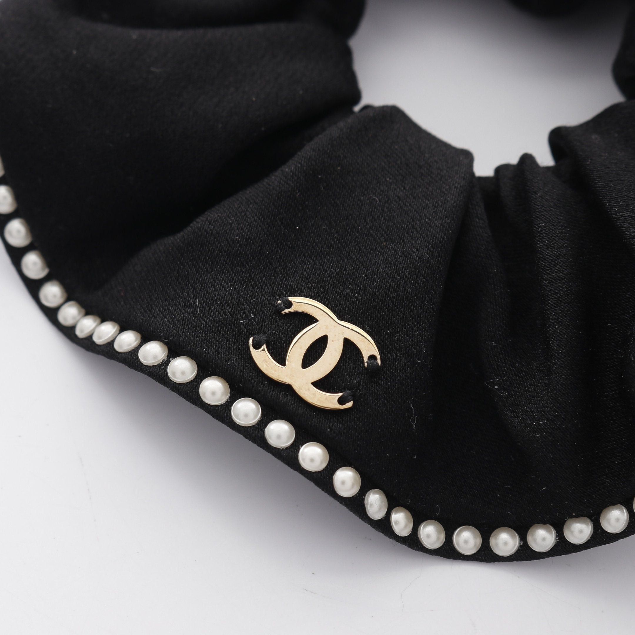Chanel Chanel Coco Mark Scrunchie Hair Accessory Fabric Black Size ONE SIZE - 4 Thumbnail