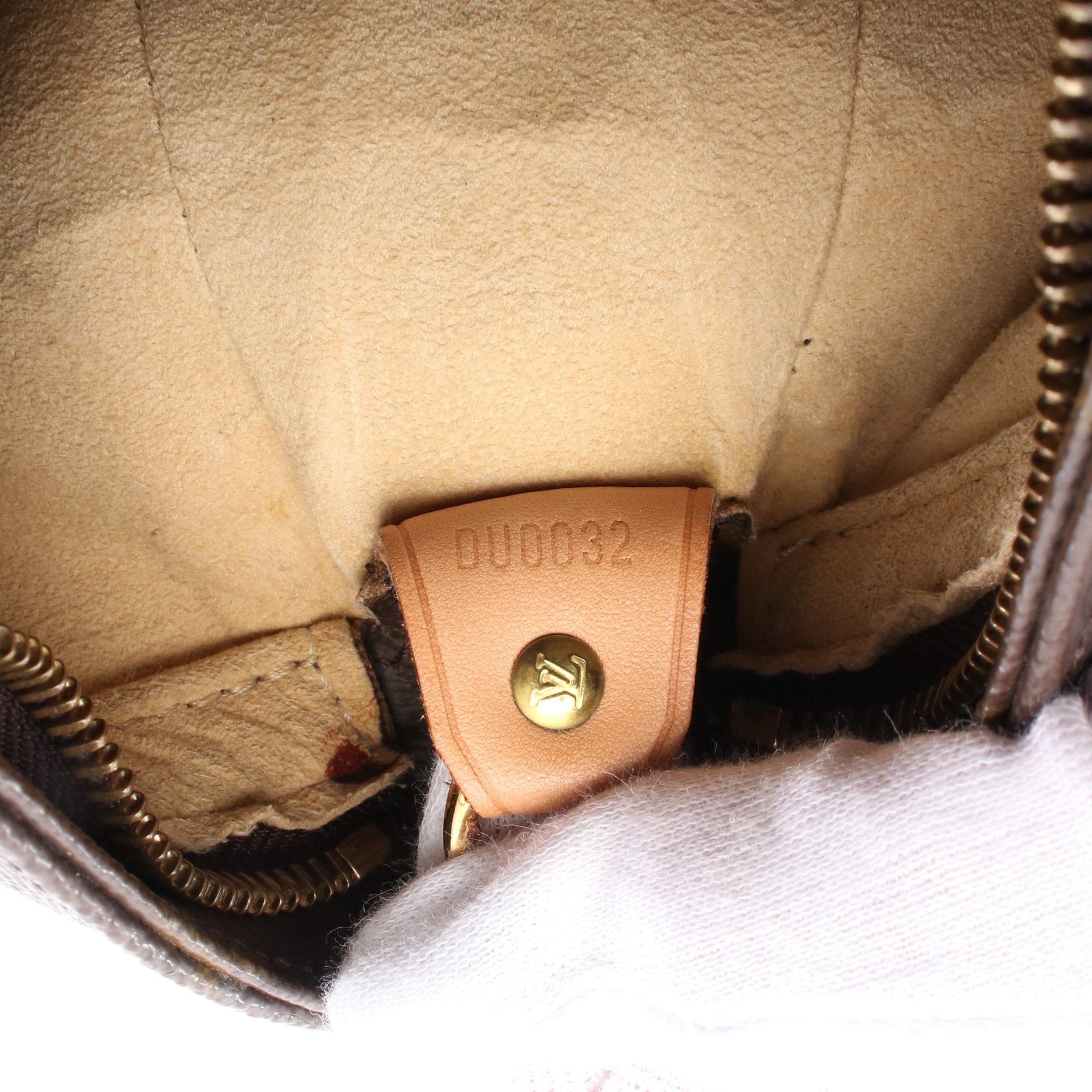 Louis Vuitton Louis Vuitton Looping Gm Monogram Shoulder Bag Leather Brown Size ONE SIZE - 5 Thumbnail