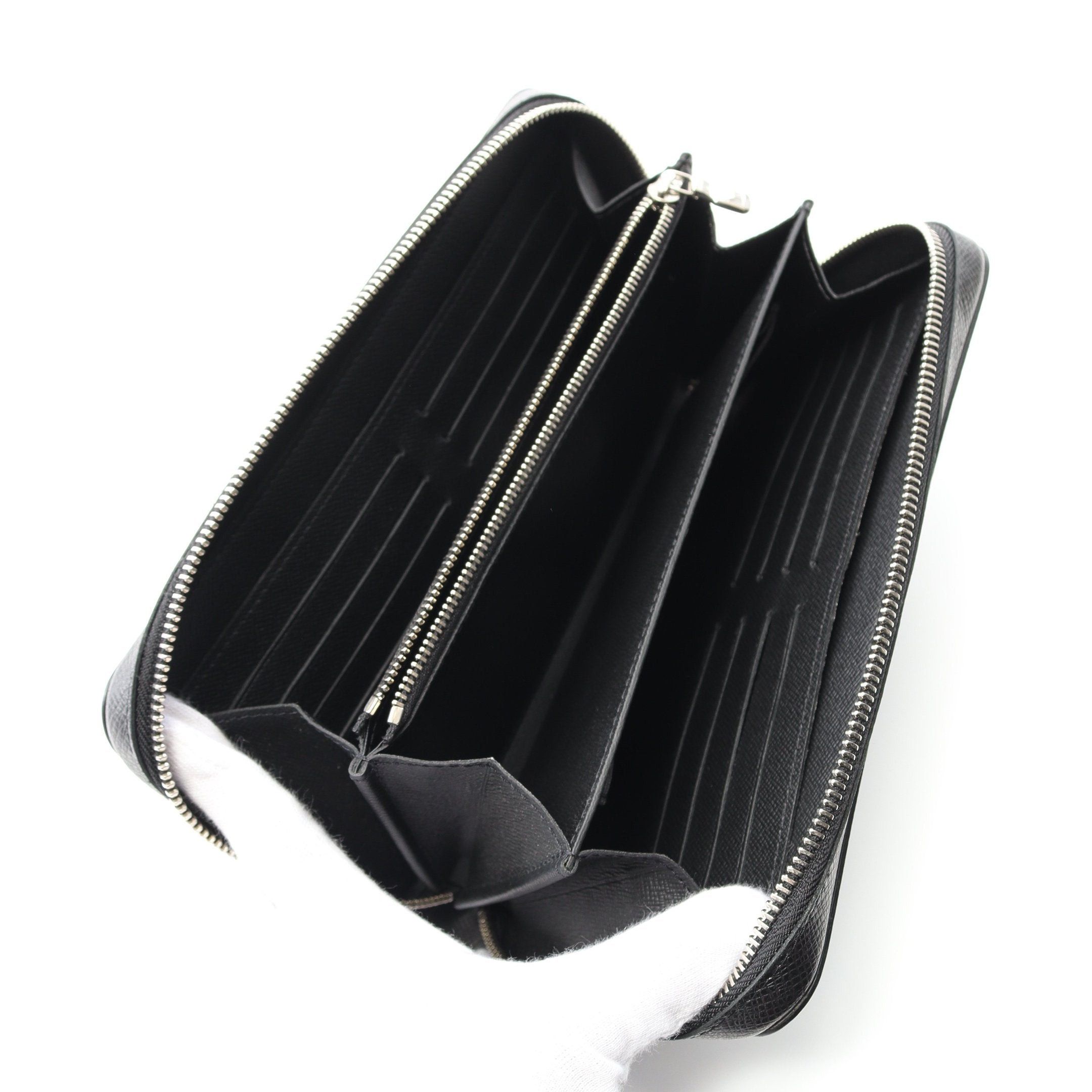 Louis Vuitton Louis Vuitton Zippy Xl Taiga Ardoise Round Zipper Long Wallet Leather Black Size ONE SIZE - 3 Thumbnail