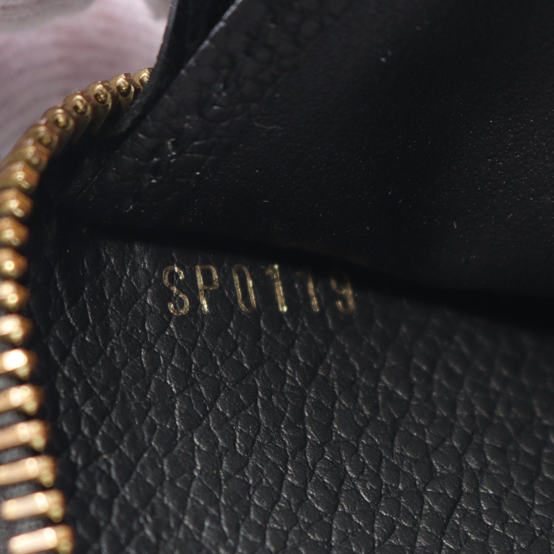 Louis Vuitton Louis Vuitton Zippy Wallet Monogram Empreinte Noir Round Zipper Long Leather Black Size ONE SIZE - 5 Thumbnail