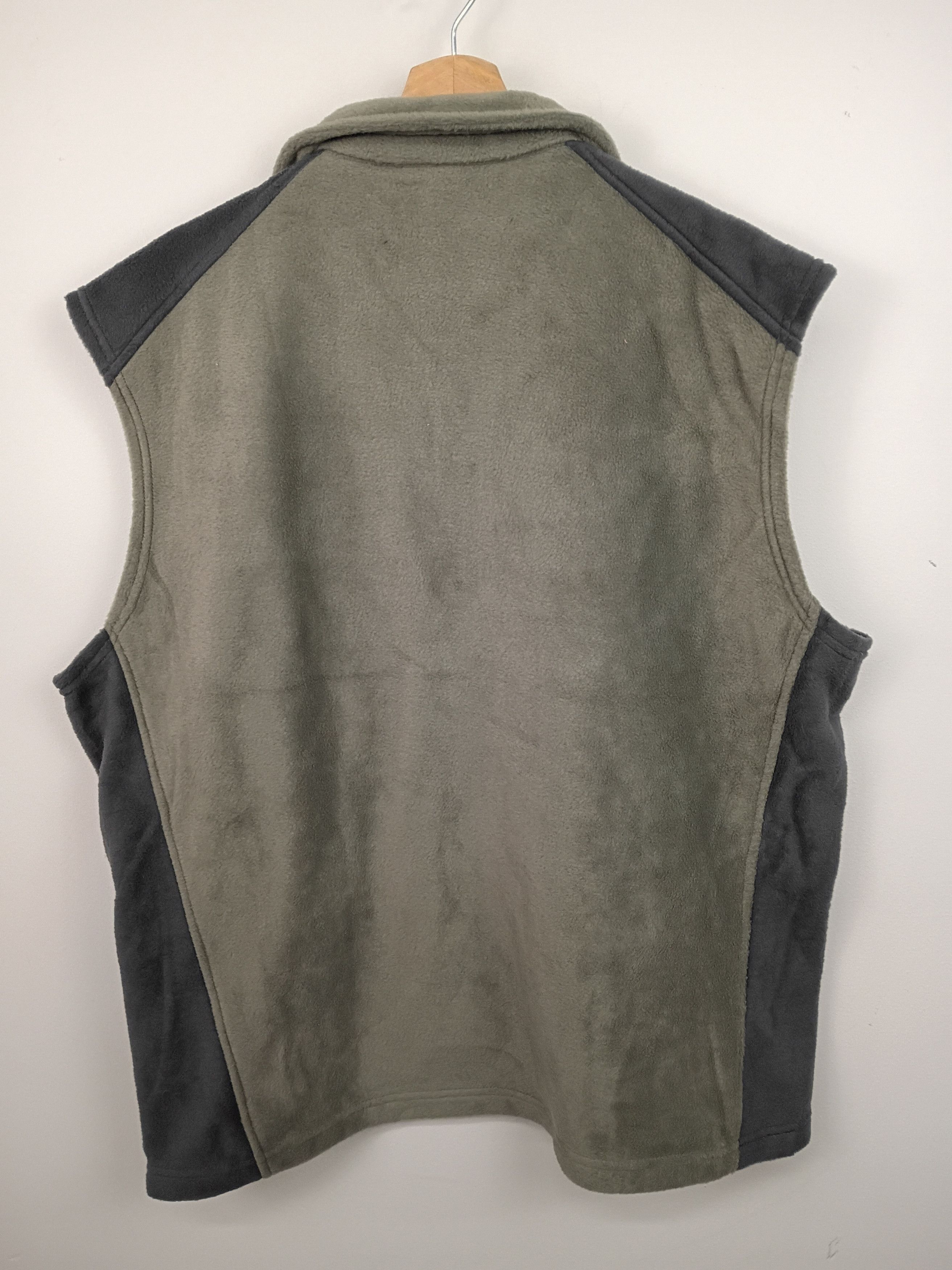 Vintage Vintage Columbia Deadstock Zip Up Fleece vest Size US XL / EU 56 / 4 - 3 Thumbnail
